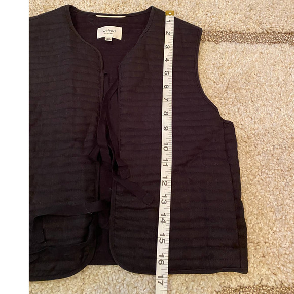 Aritzia Wilfred Black Quilted Vest - Picture 6 of 9